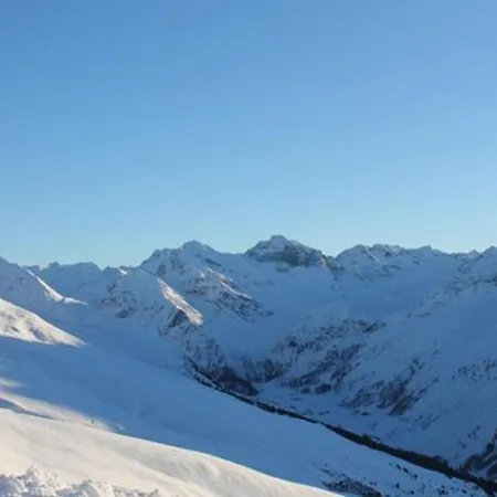 호텔 Bernina 3*